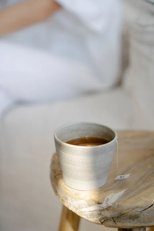 Tafelstyling met handgemaakte keramiek: tips voor elk seizoen